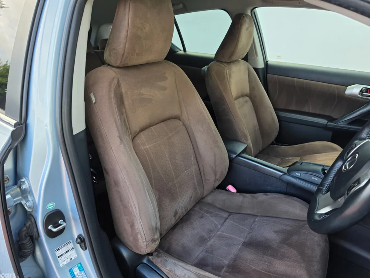 Lexus CT Hatchback, Petrol Hybrid, 2012, Blue