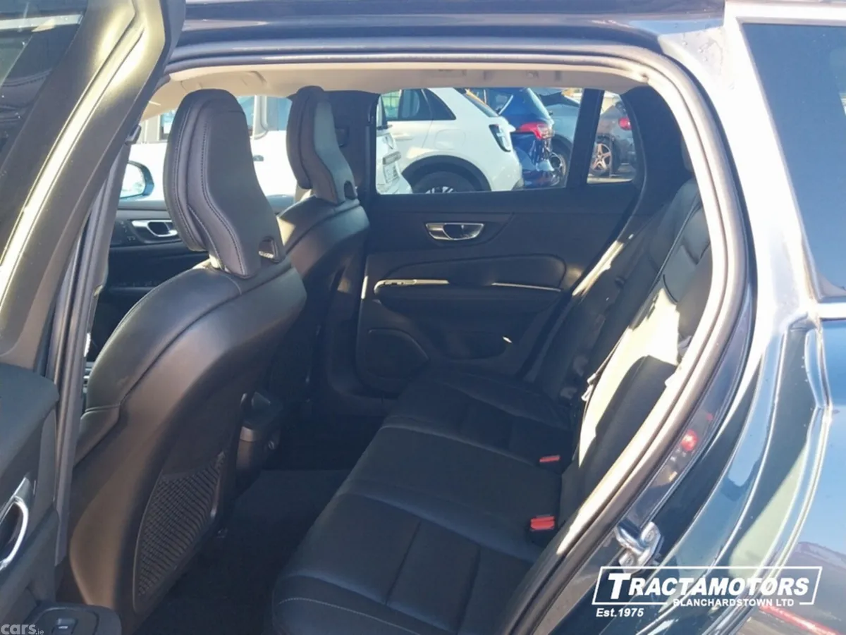 Volvo V60 Estate, Diesel, 2021, Blue