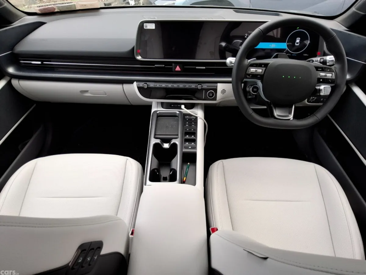 Hyundai IONIQ 6 Saloon, Electric, 2026, Grey