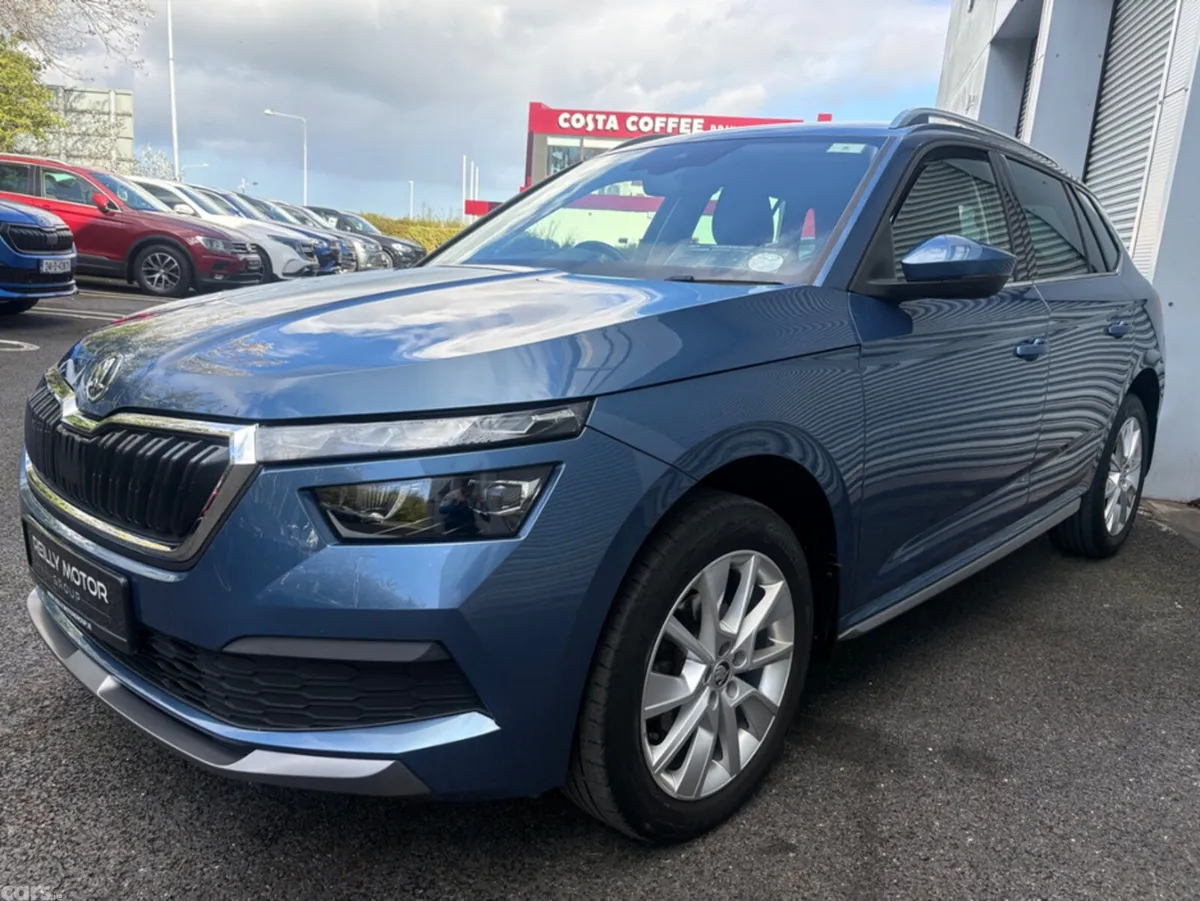 Skoda Kamiq Hatchback, Petrol, 2021, Blue