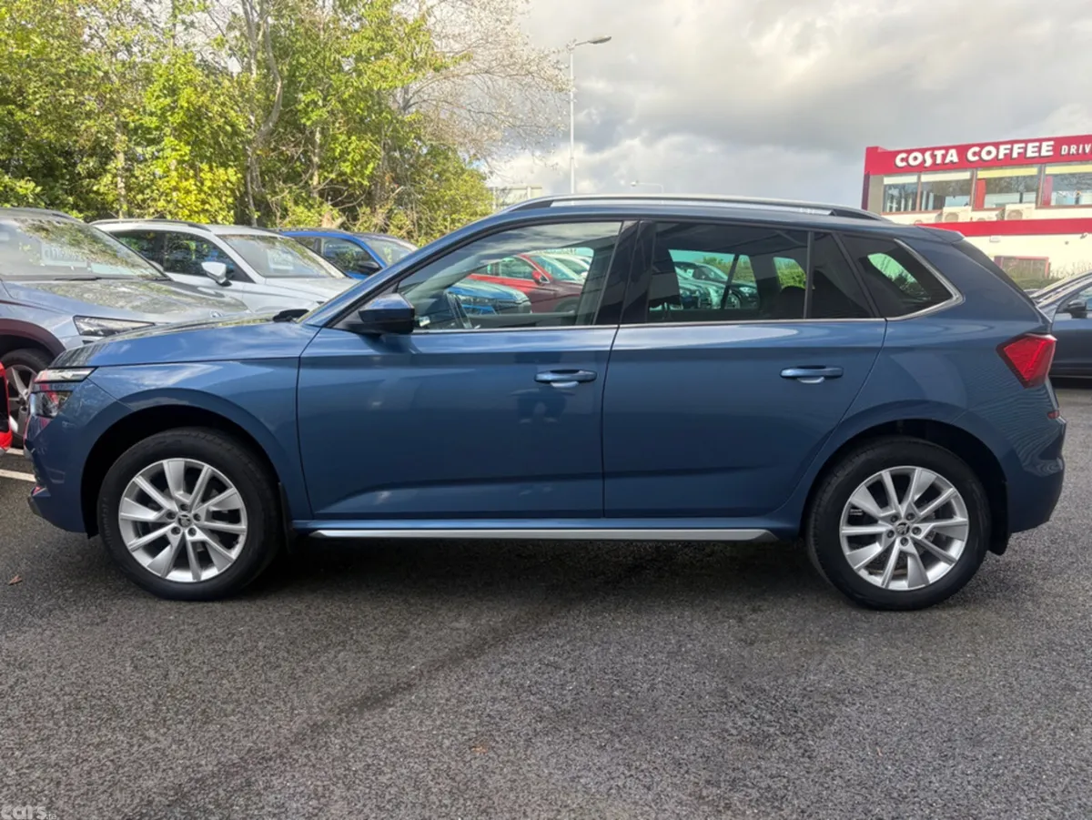 Skoda Kamiq Hatchback, Petrol, 2021, Blue