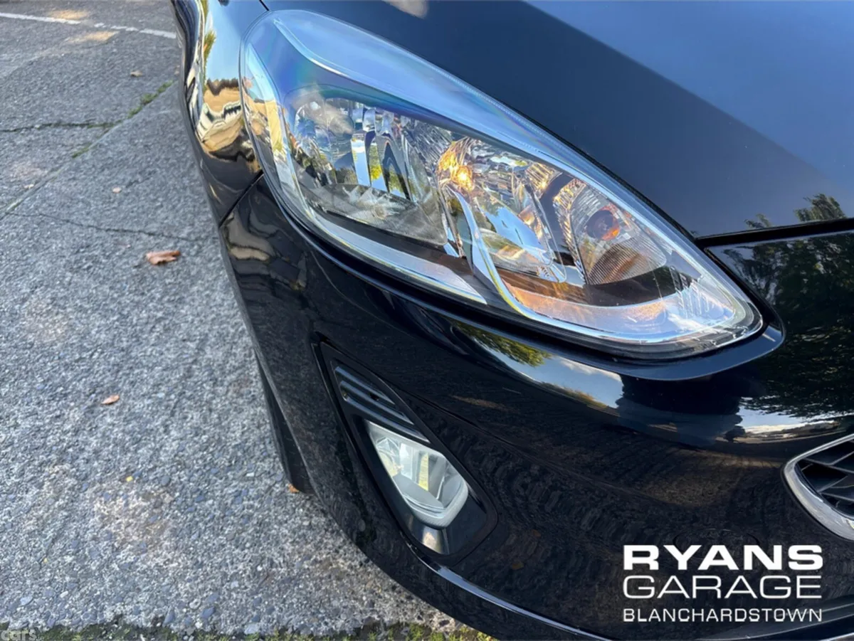Ford Fiesta Hatchback, Petrol, 2019, Black
