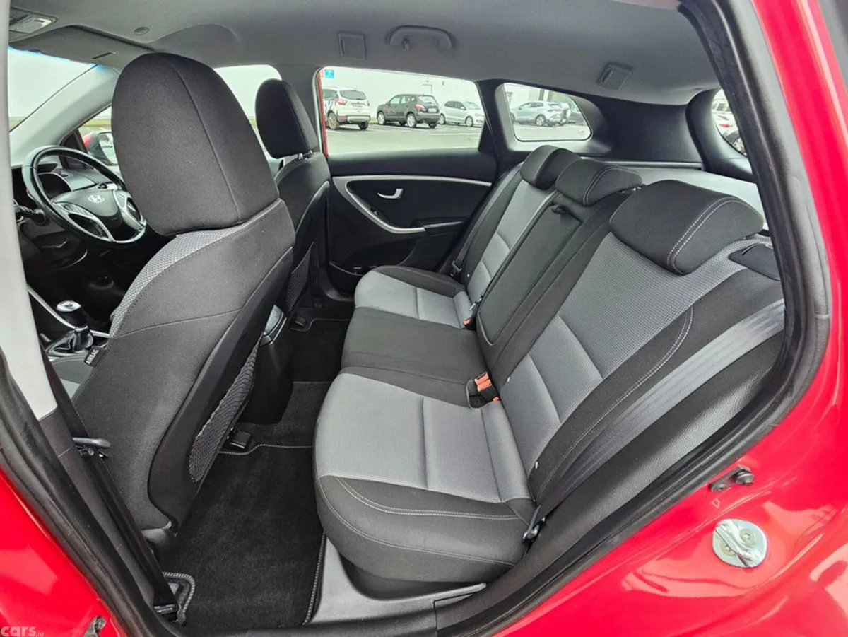 Hyundai i30 Estate, Diesel, 2015, Red