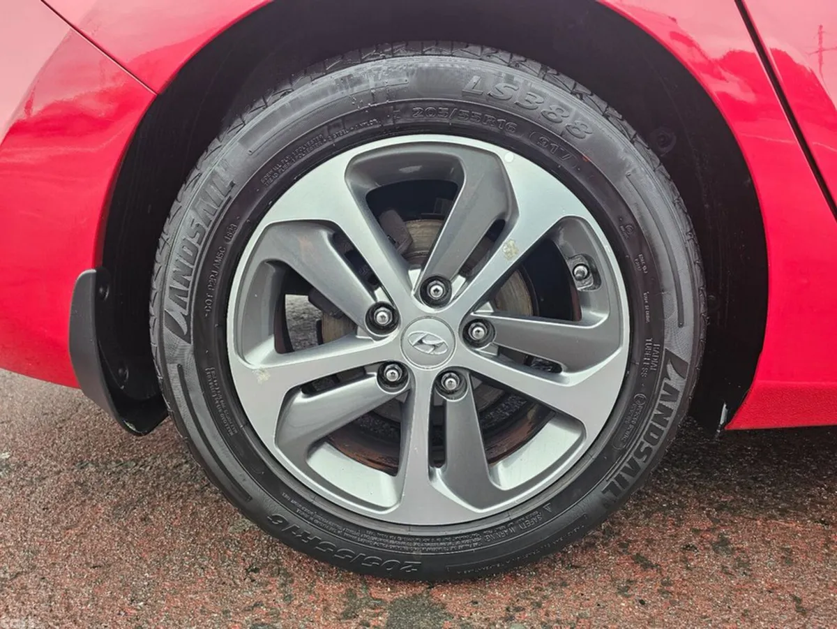 Hyundai i30 Estate, Diesel, 2015, Red