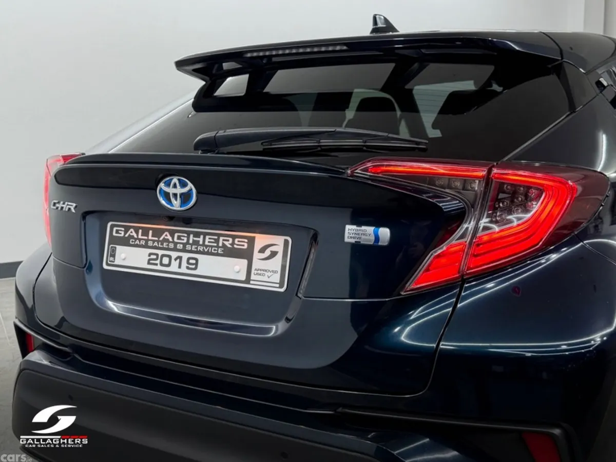 Toyota C-HR SUV, Petrol Hybrid, 2019, Blue