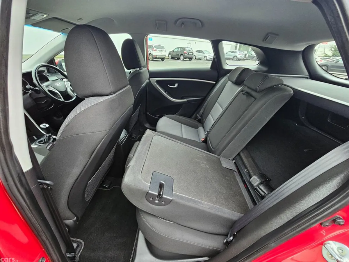 Hyundai i30 Estate, Diesel, 2015, Red