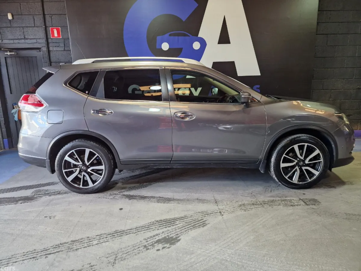 Nissan X-Trail MPV, Diesel, 2017, Grey