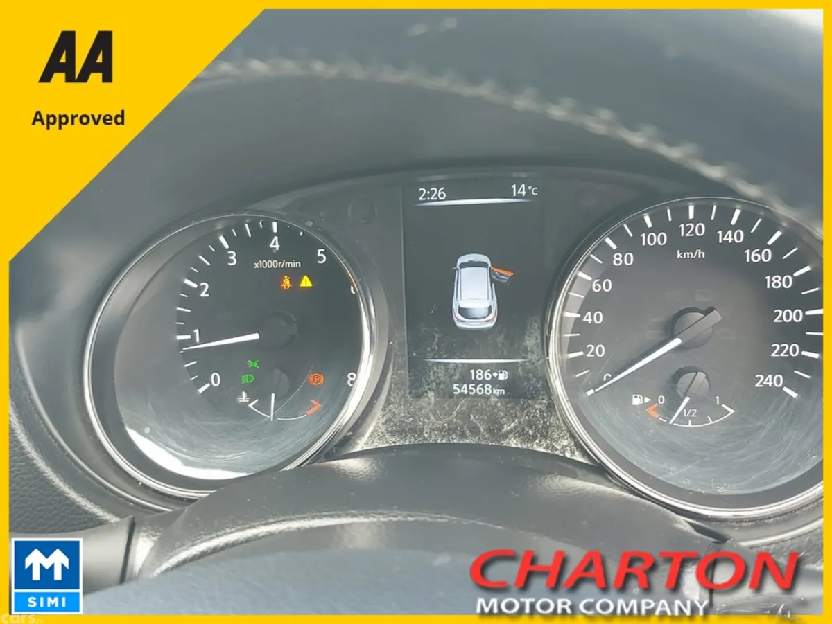 Nissan Qashqai MPV, Petrol, 2016, White