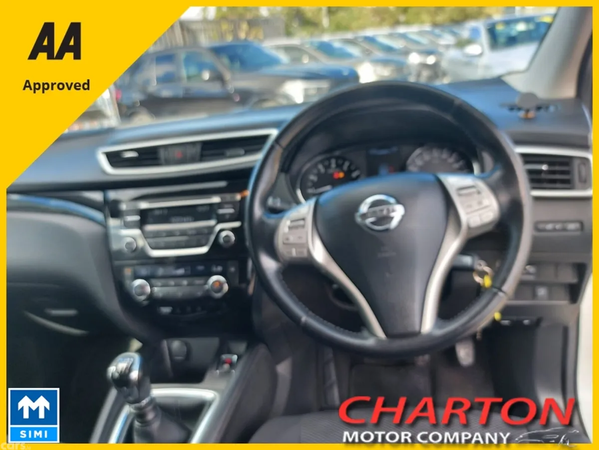 Nissan Qashqai MPV, Petrol, 2016, White
