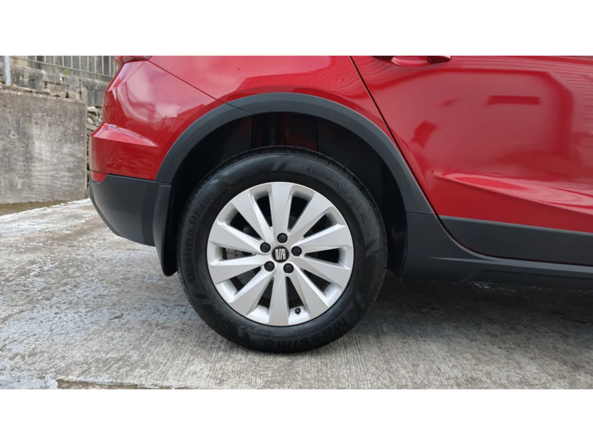 SEAT Arona Hatchback, Petrol, 2019, Black