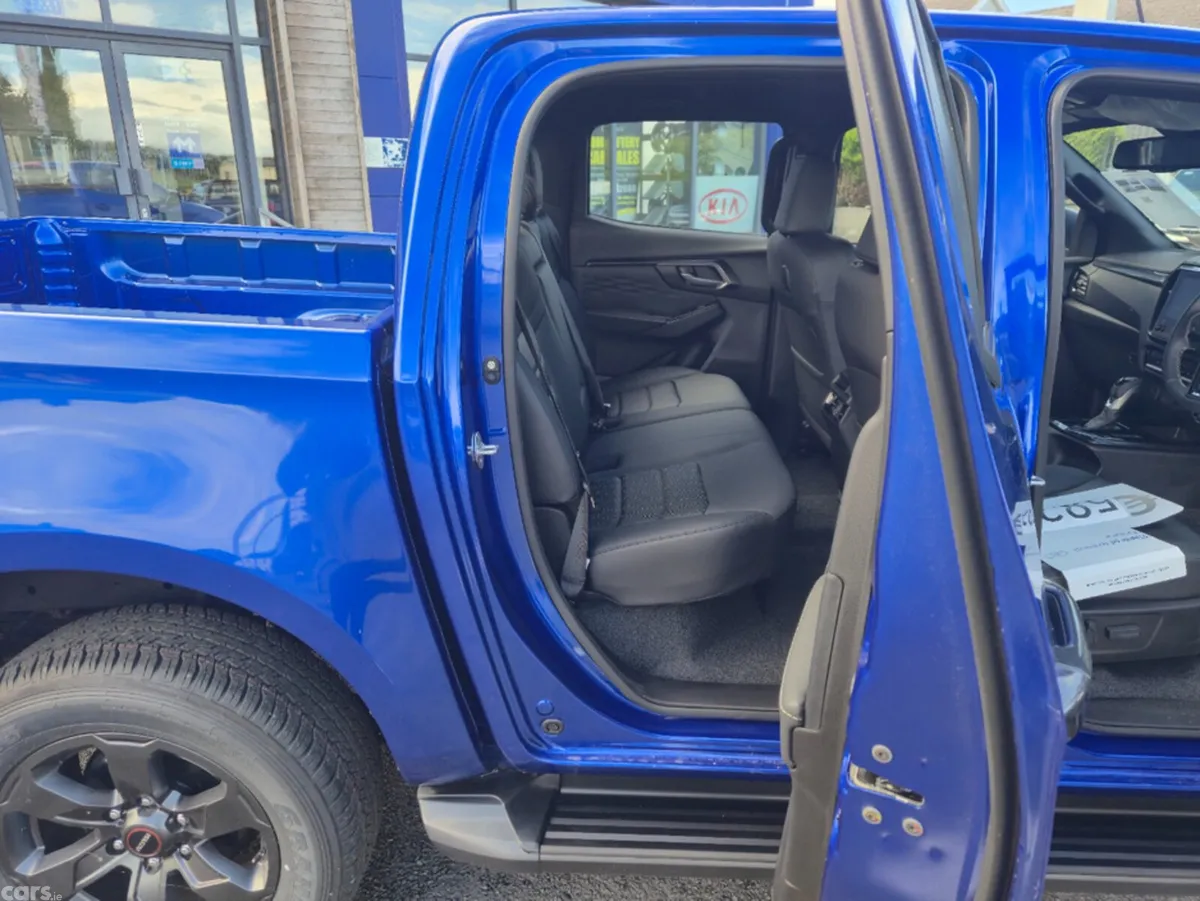 Isuzu D-Max Pick Up, Diesel, 2026, Blue