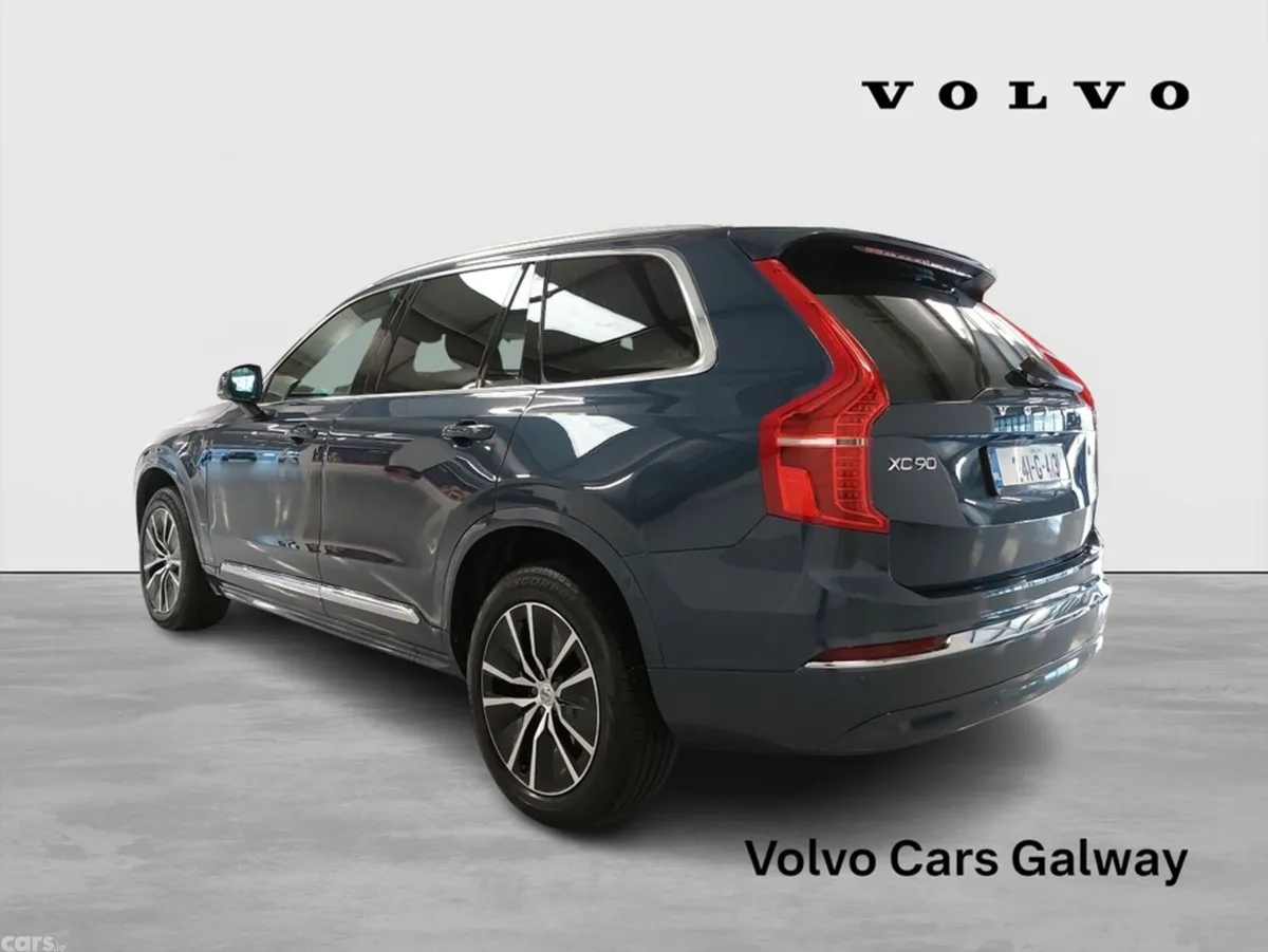 Volvo XC90 SUV, Petrol Plug-in Hybrid, 2024, Blue