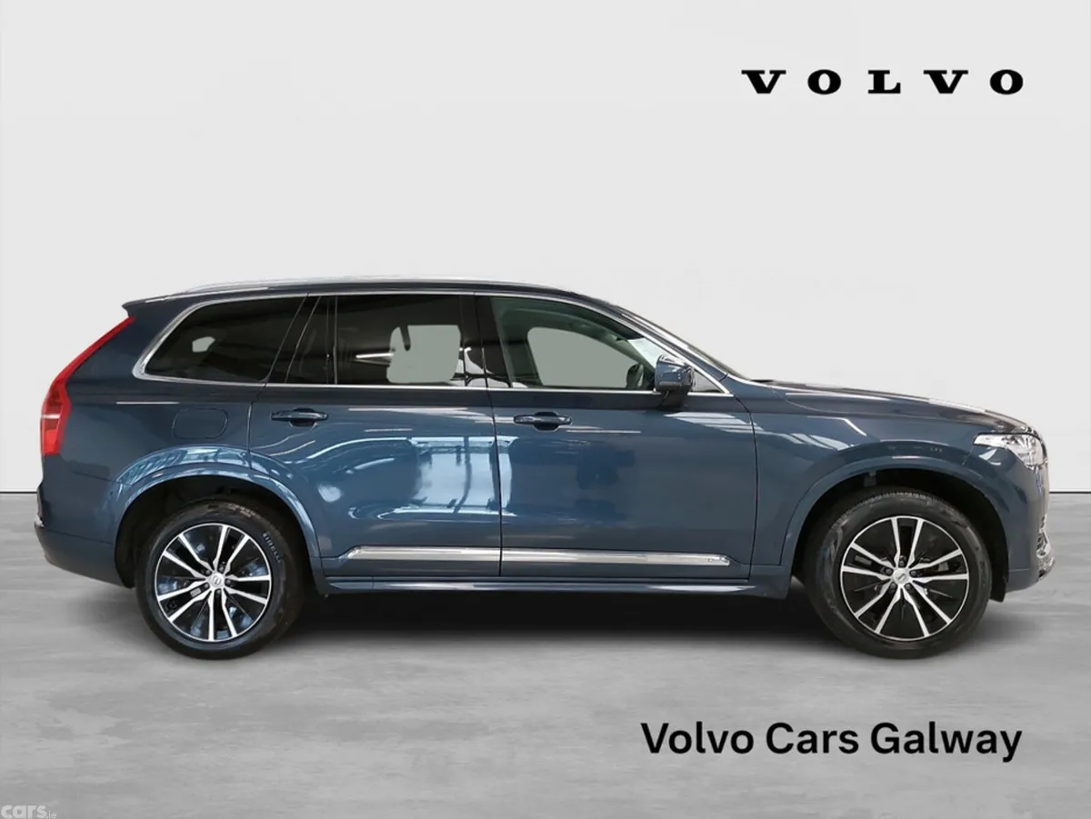 Volvo XC90 SUV, Petrol Plug-in Hybrid, 2024, Blue