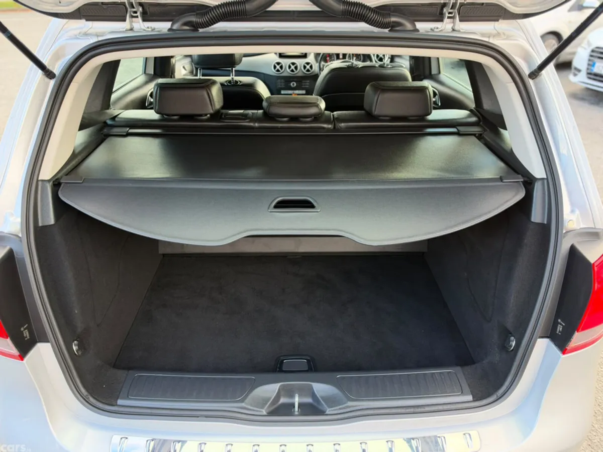 Mercedes-Benz B-Class MPV, Diesel, 2018, Silver