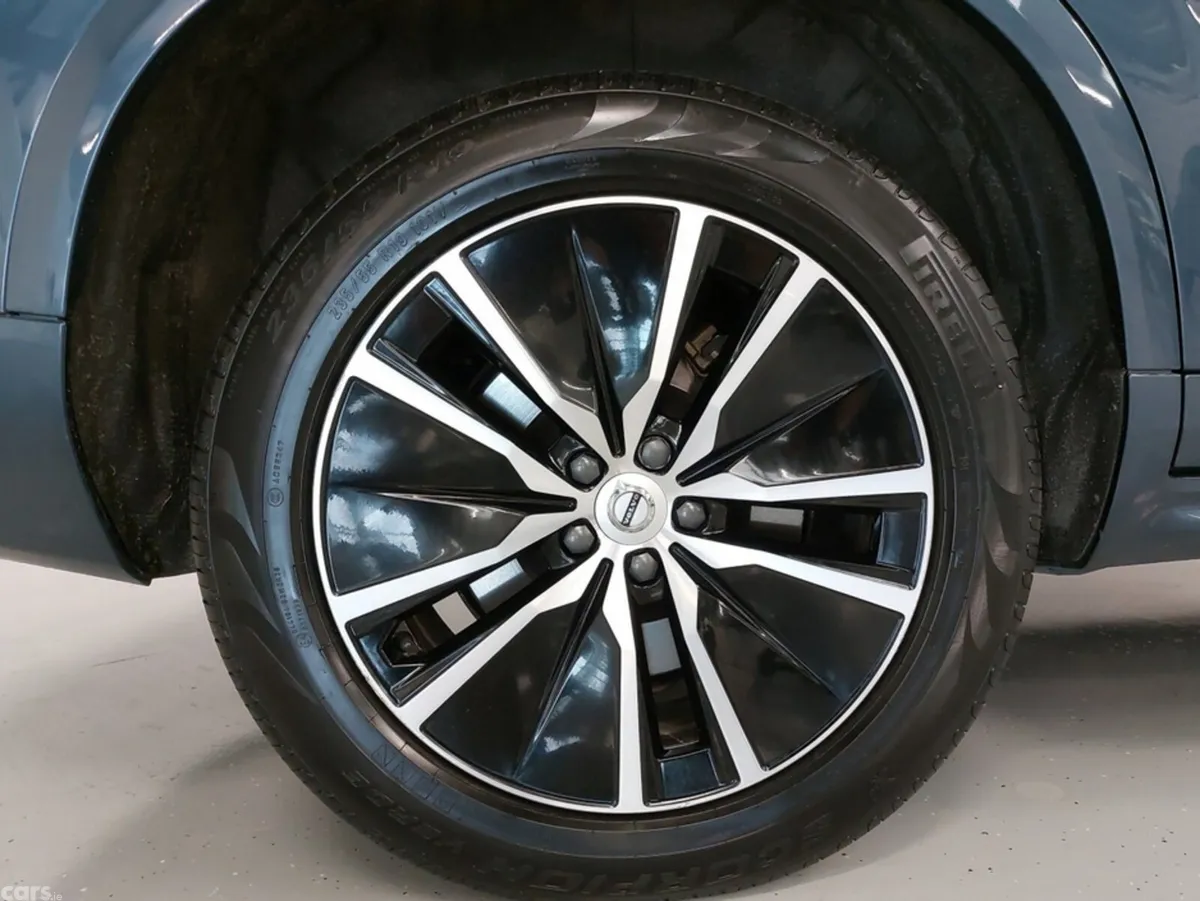 Volvo XC90 SUV, Petrol Plug-in Hybrid, 2024, Blue