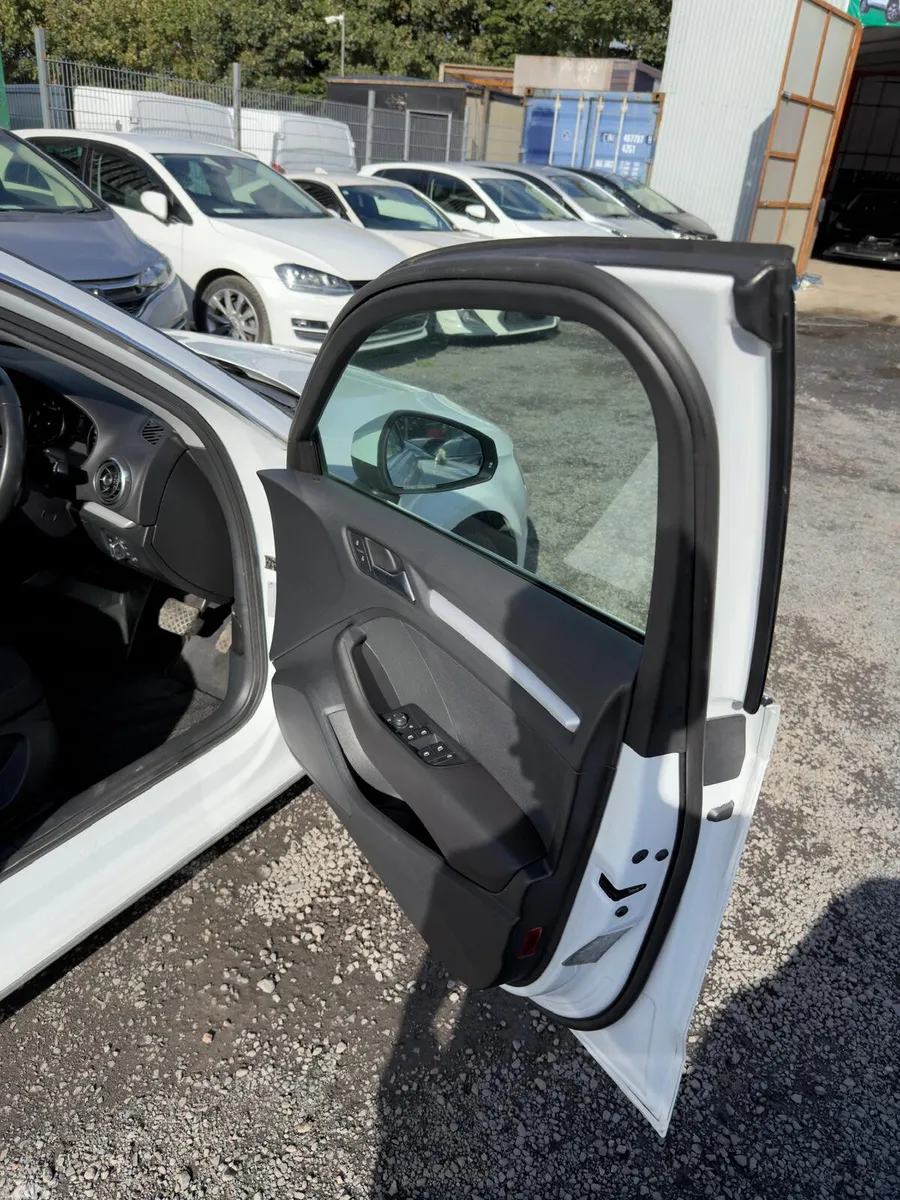 Audi A3 Hatchback, Petrol, 2014, White