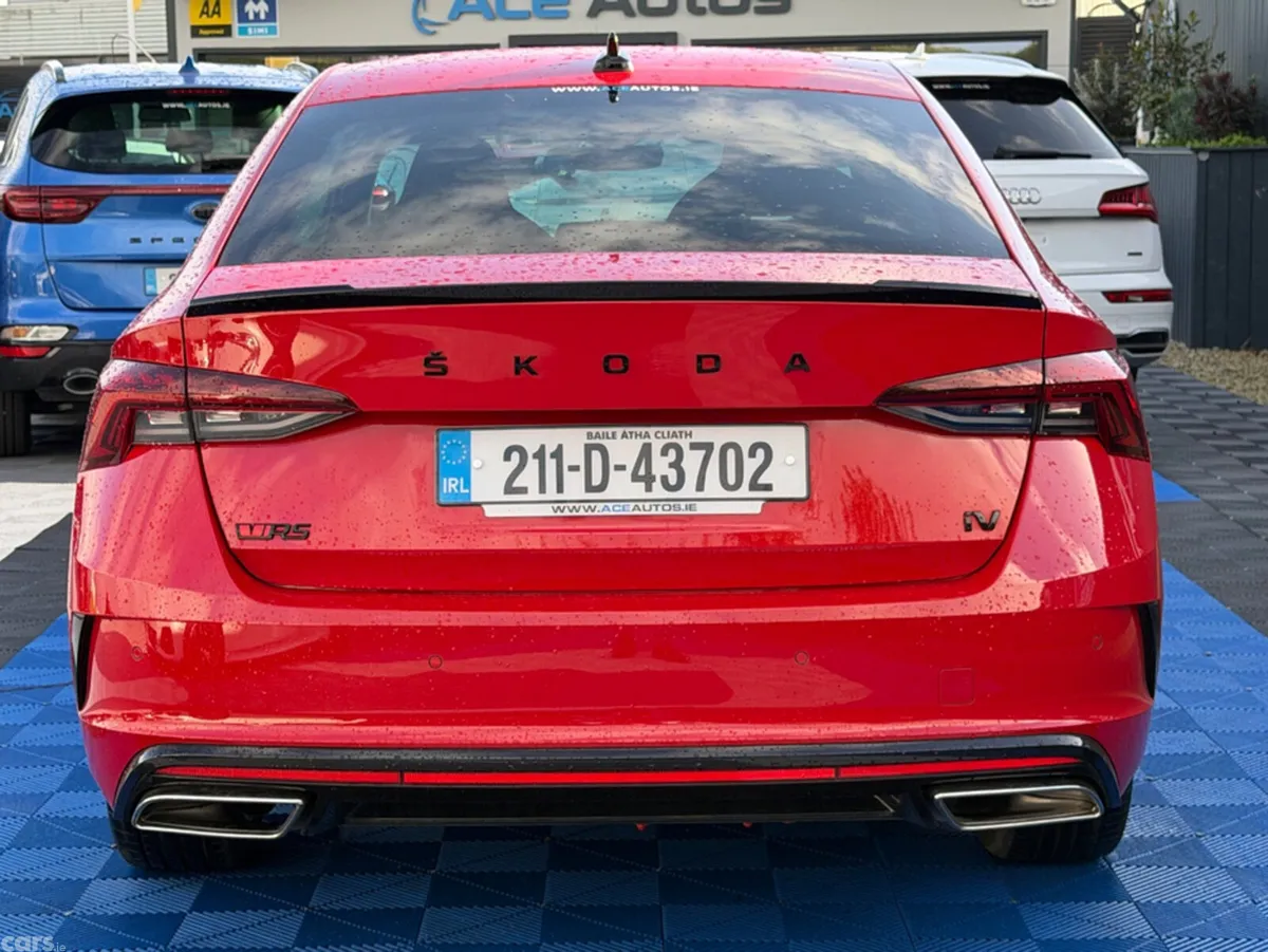 Skoda Octavia Saloon, Petrol Plug-in Hybrid, 2021, Red