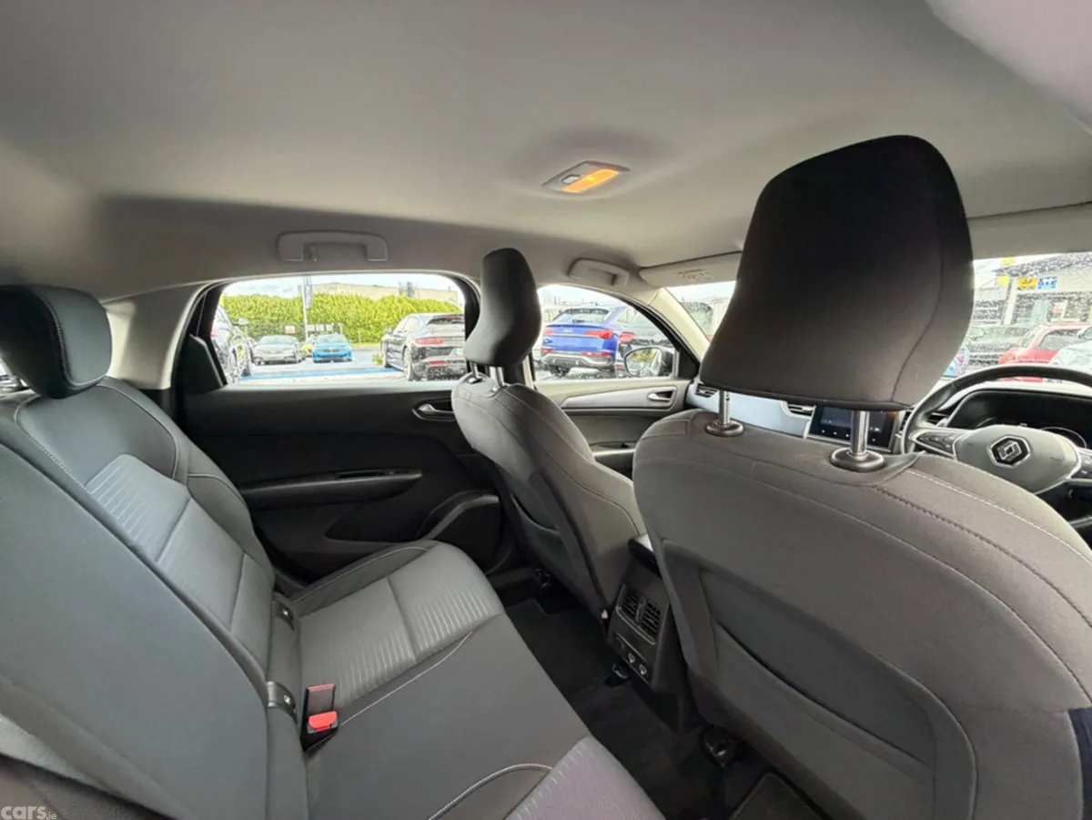 Renault Arkana SUV, Petrol Hybrid, 2022, Black