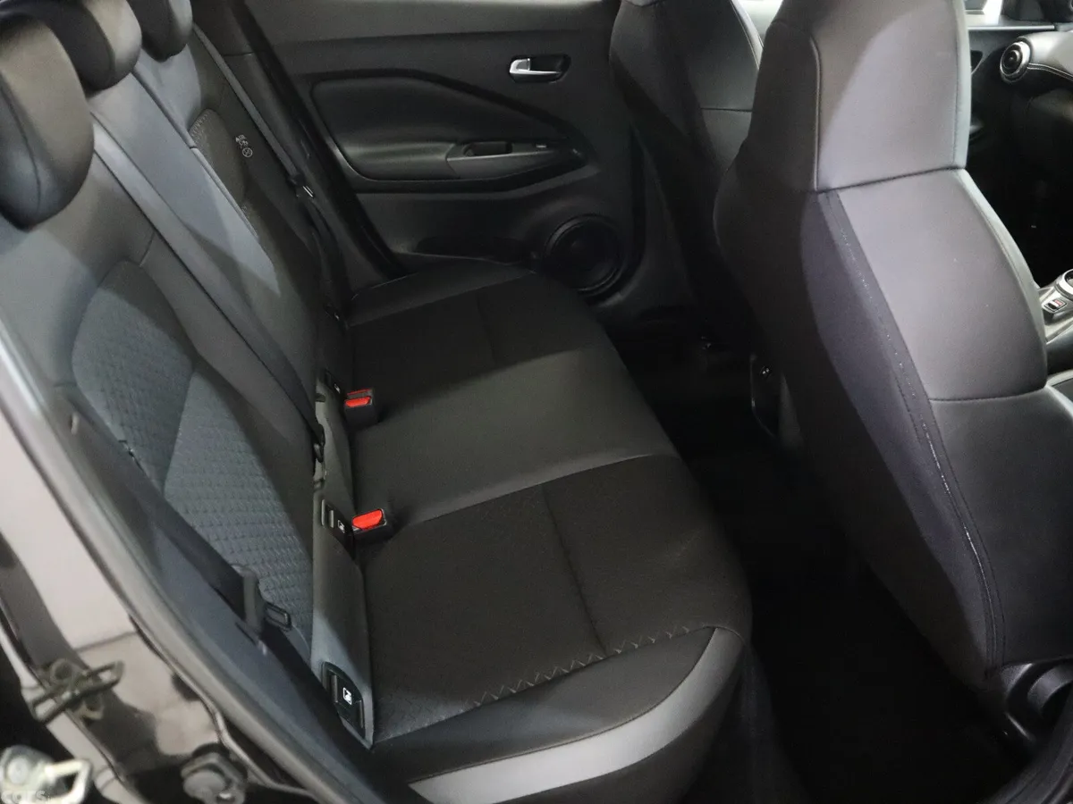 Nissan Juke SUV, Petrol Hybrid, 2024, Black