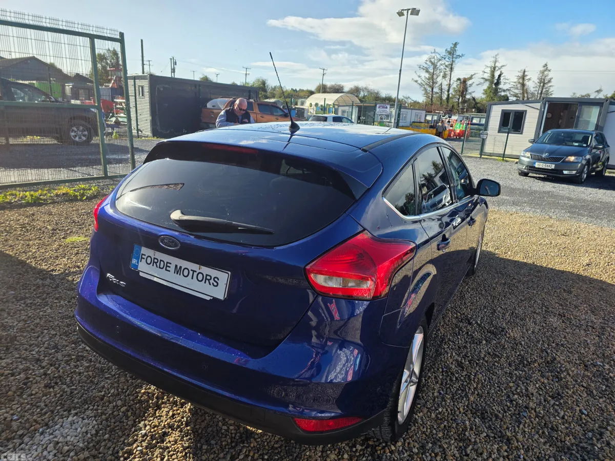 Ford Focus Hatchback, Diesel, 2015, Blue