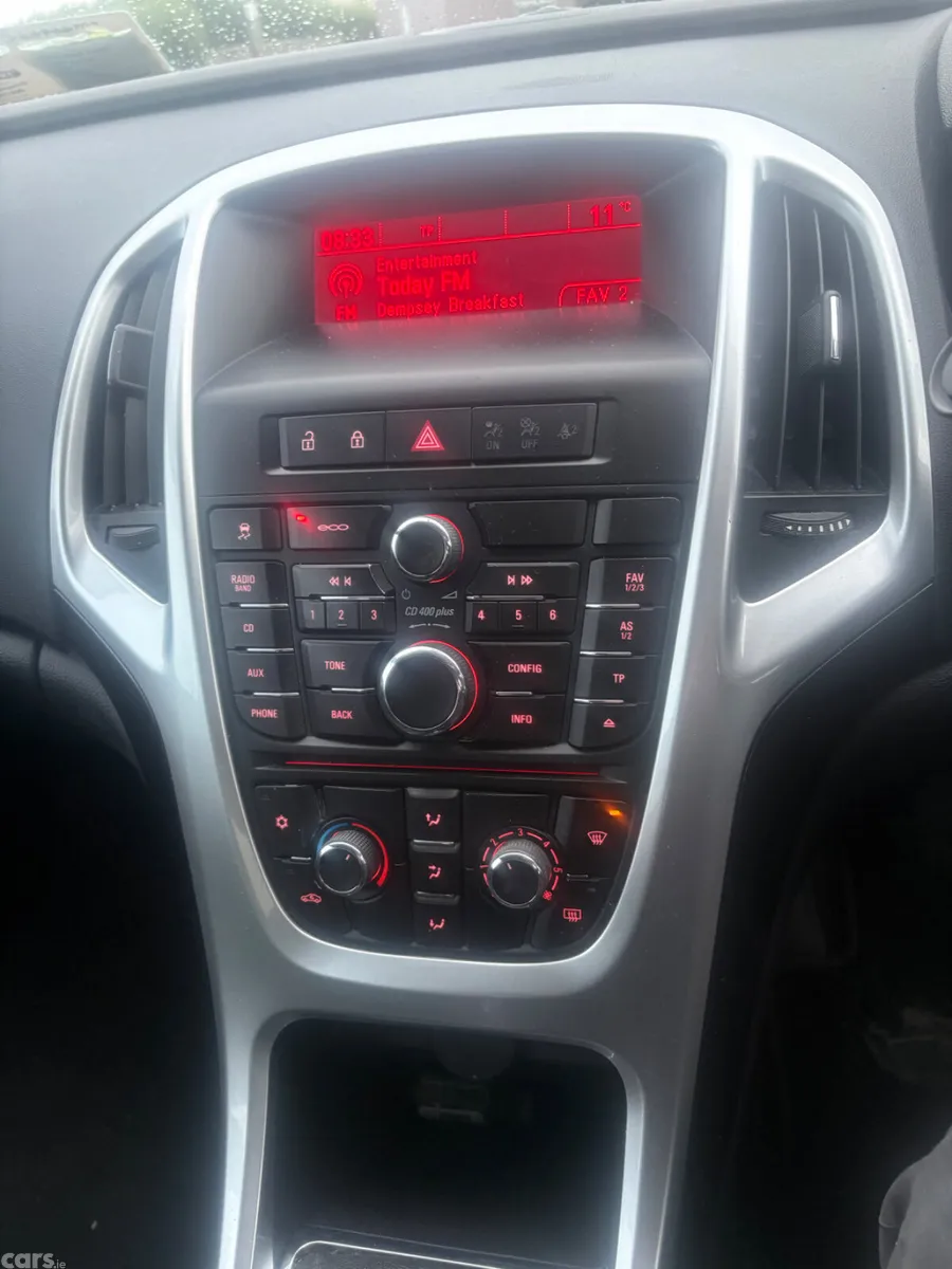 Opel Astra Hatchback, Diesel, 2015, Silver