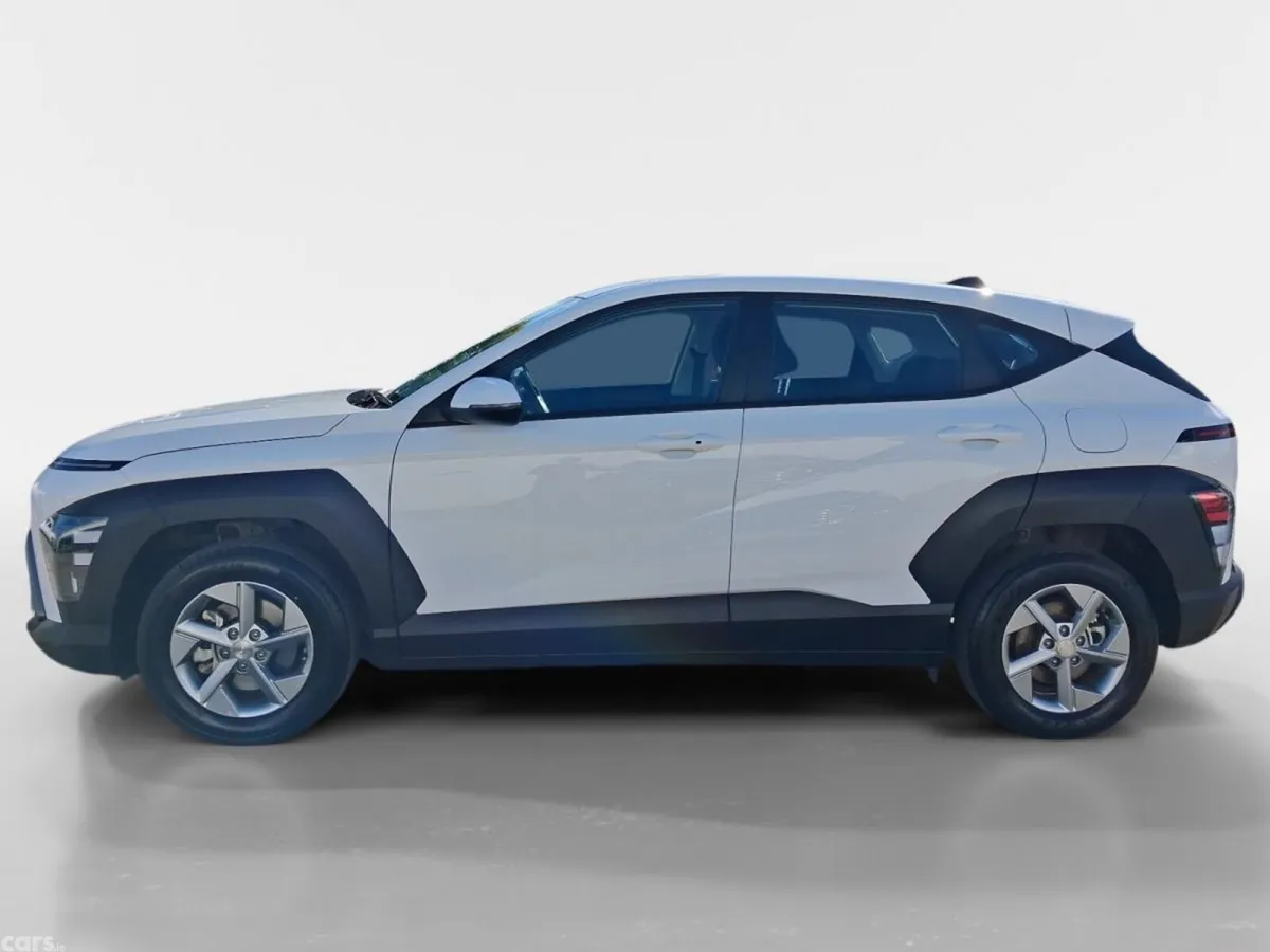 Hyundai KONA MPV, Petrol Hybrid, 2026, White