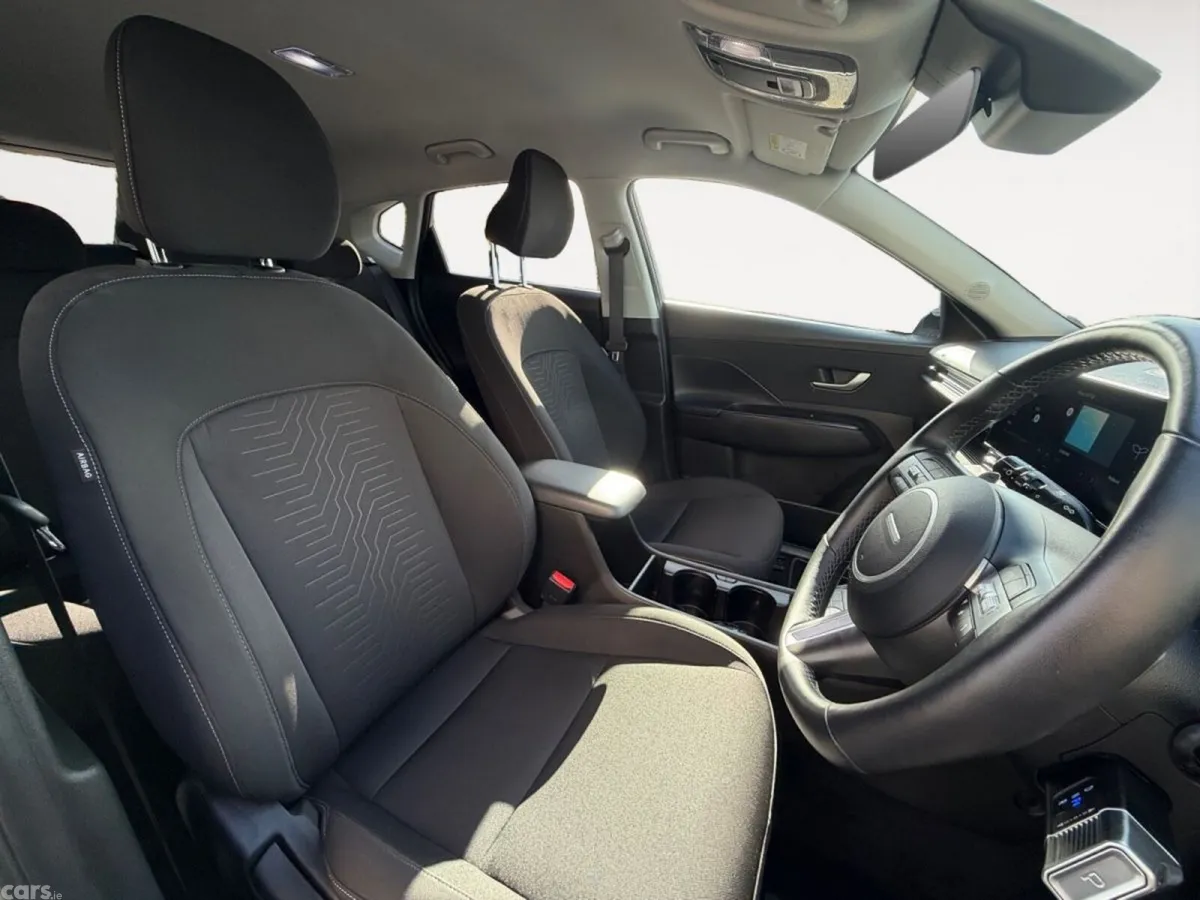 Hyundai KONA MPV, Petrol Hybrid, 2026, Grey