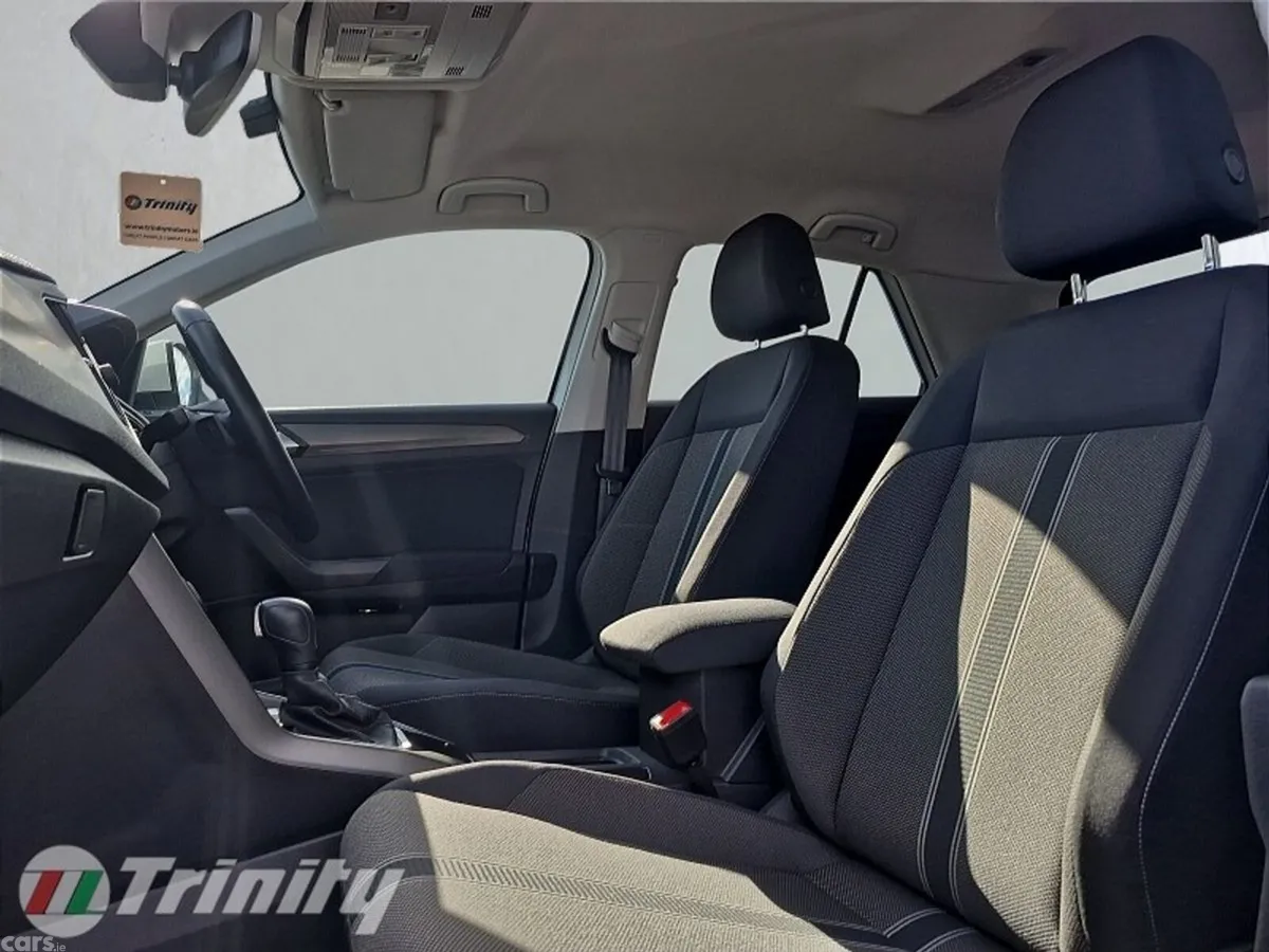 Volkswagen T-Roc SUV, Diesel, 2020, White