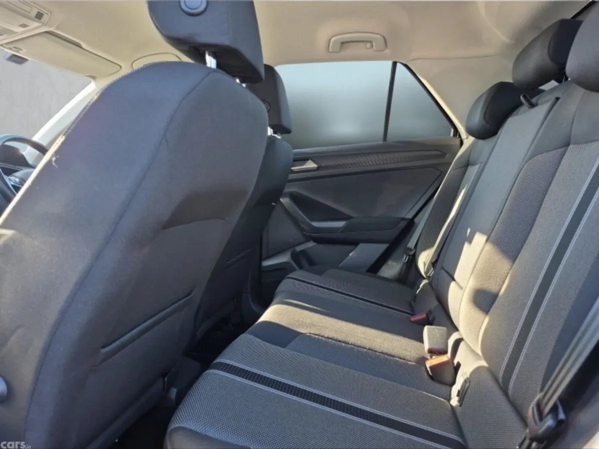 Volkswagen T-Roc SUV, Diesel, 2020, Black