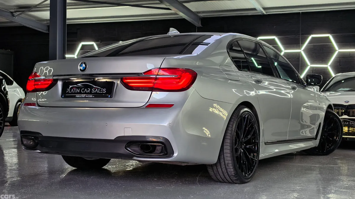 BMW 7-Series Saloon, Diesel, 2019, Silver