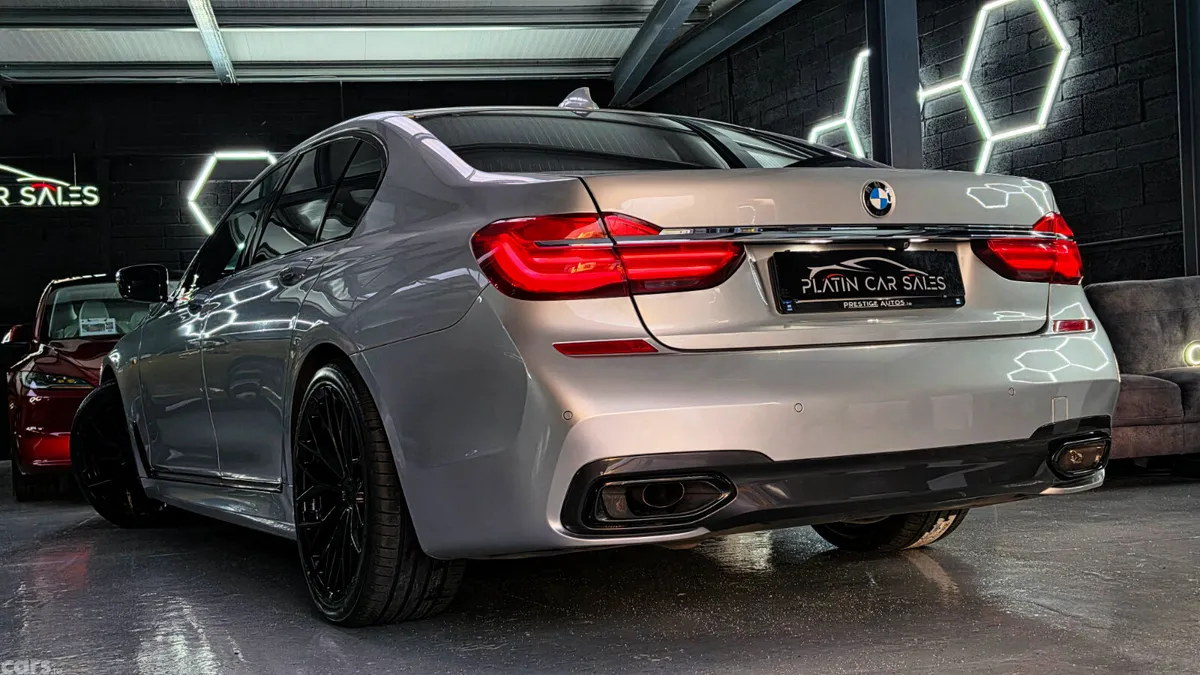 BMW 7-Series Saloon, Diesel, 2019, Silver