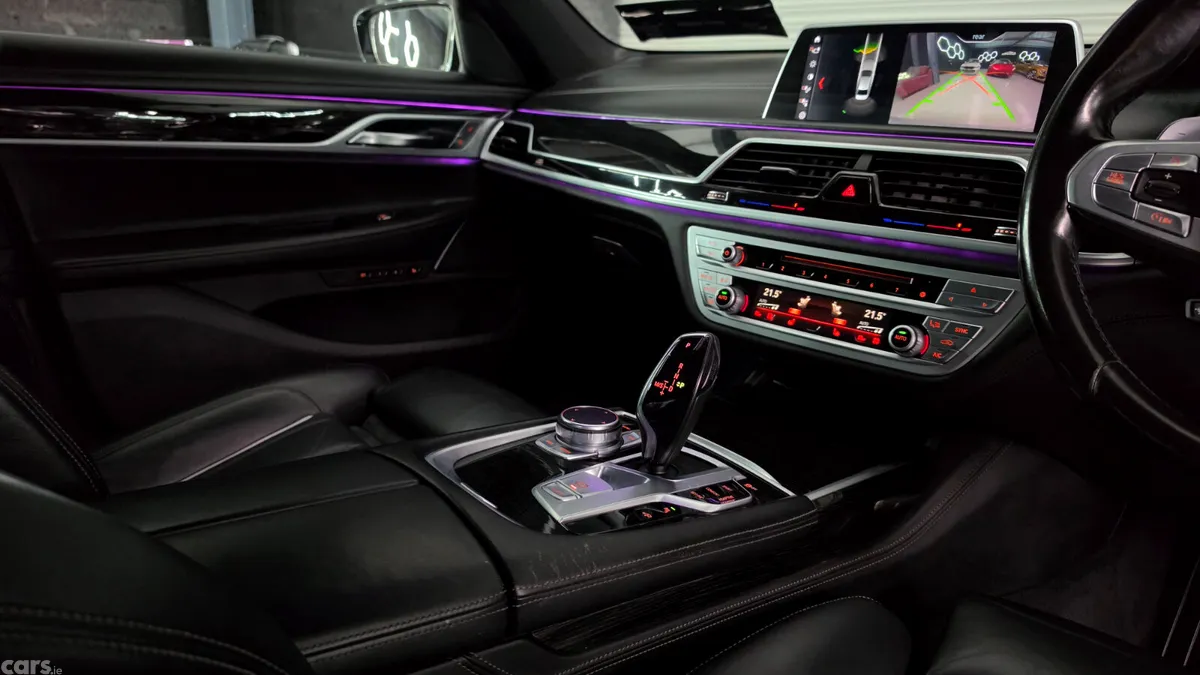 BMW 7-Series Saloon, Diesel, 2019, Silver