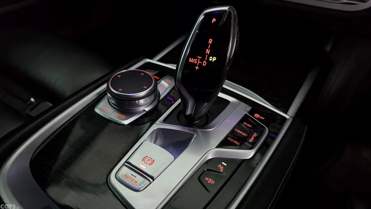 BMW 7-Series Saloon, Diesel, 2019, Silver