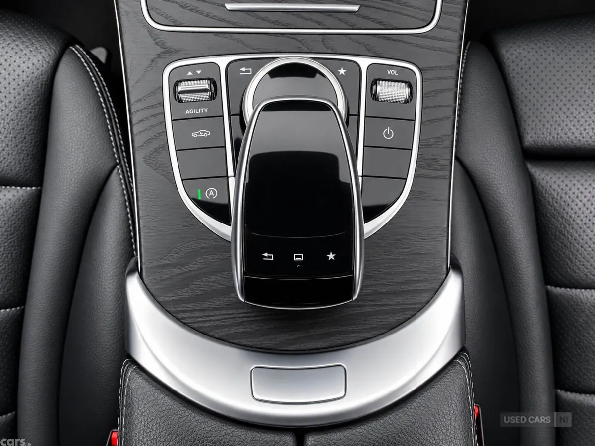 Mercedes-Benz C-Class , Petrol, 2015, White