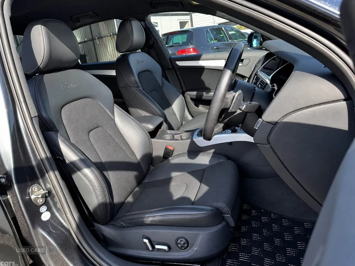 Audi A4 , Petrol, 2015, Grey