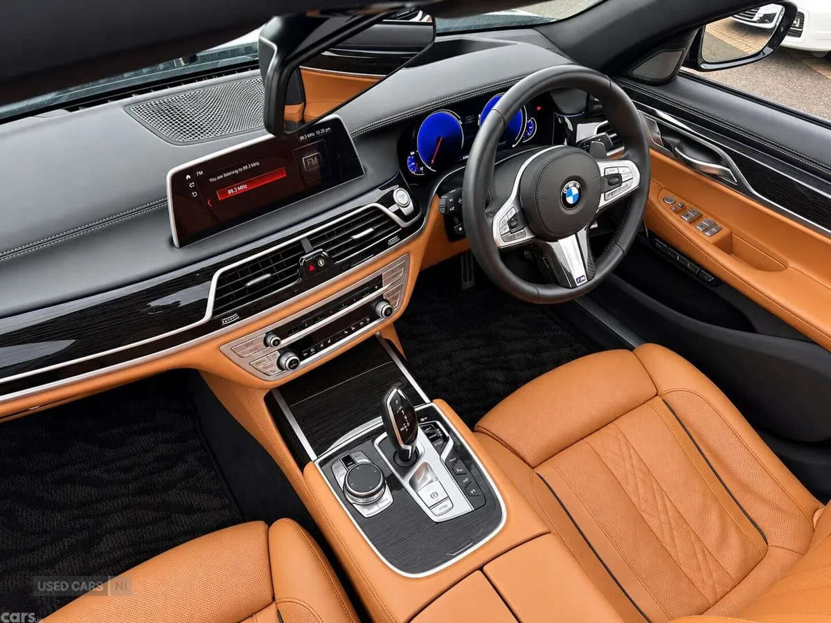 BMW 7-Series , Petrol Hybrid, 2017, Blue