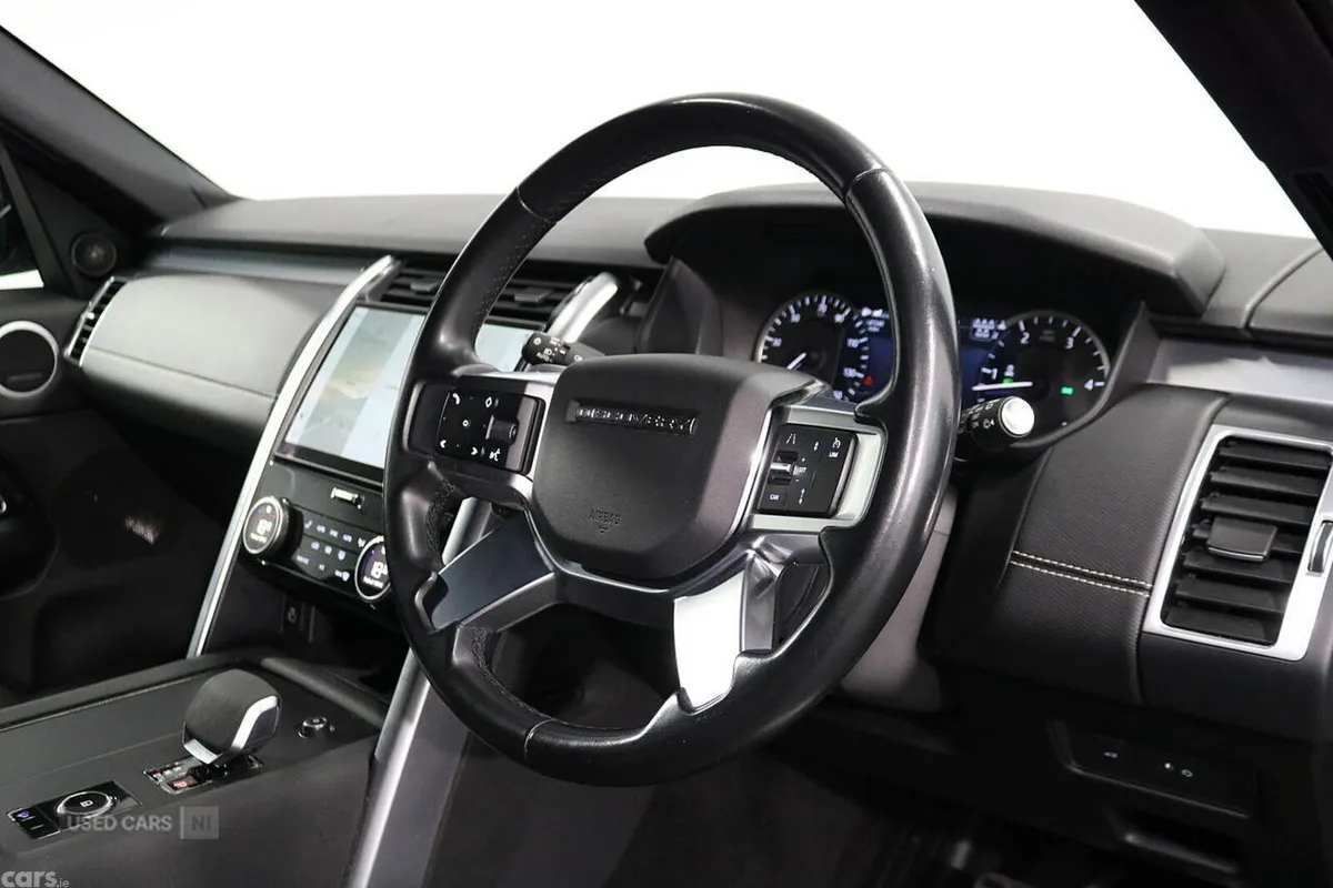 Land Rover Discovery SUV, Diesel, 2023, Grey