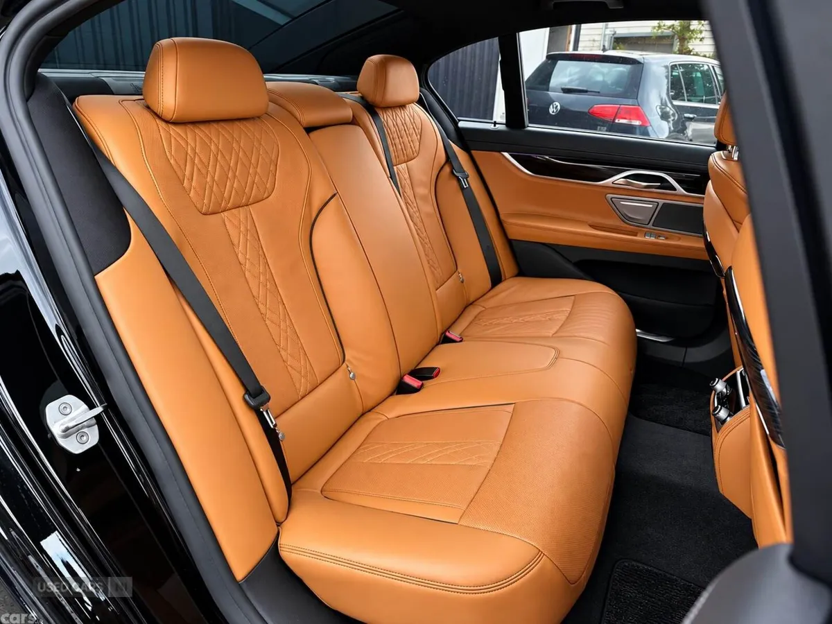BMW 7-Series , Petrol Hybrid, 2017, Blue