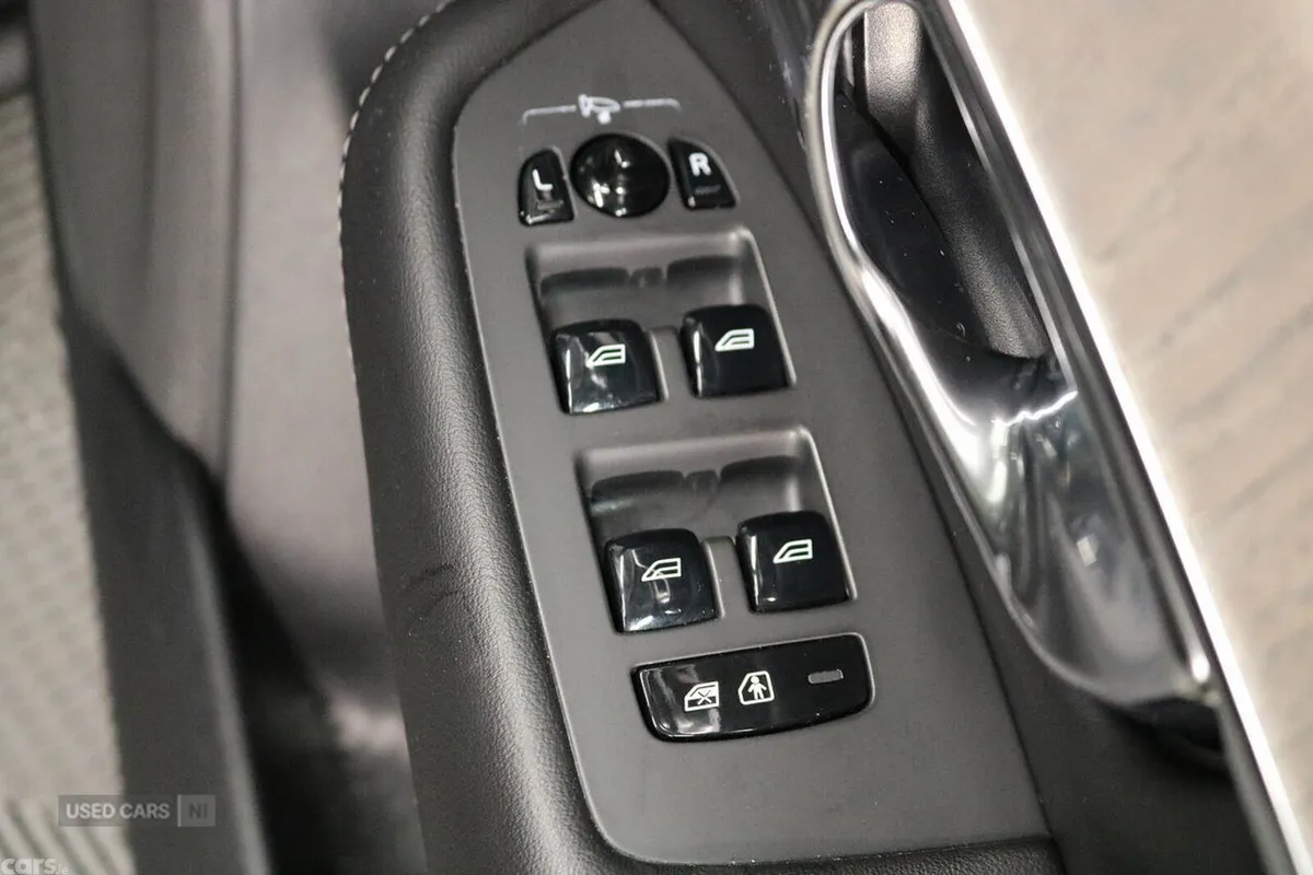 Volvo XC90 SUV, Diesel Hybrid, 2021, Black