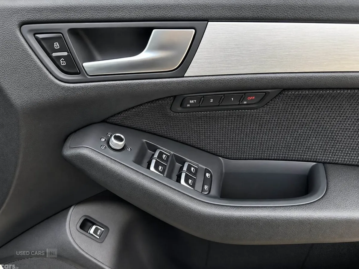 Audi Q5 , Petrol, 2013, 