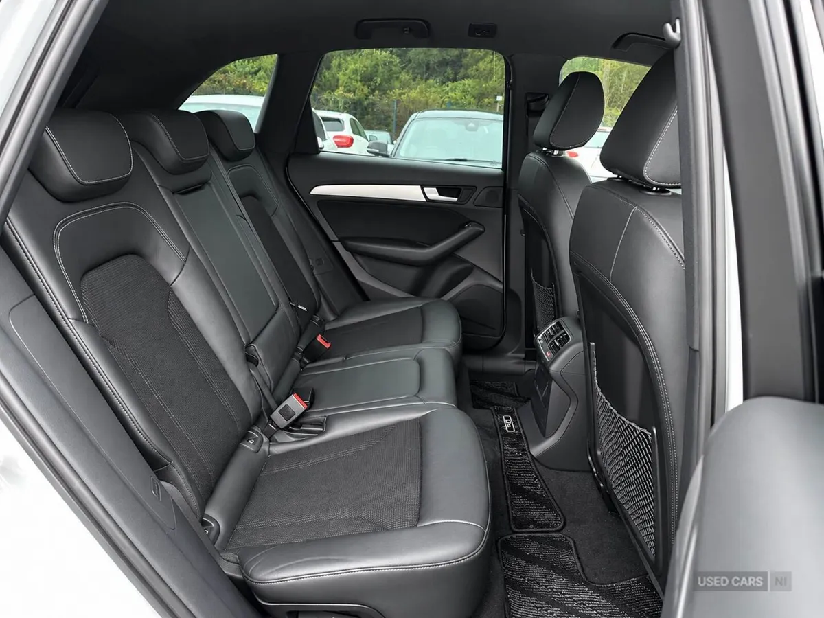 Audi Q5 , Petrol, 2013, 