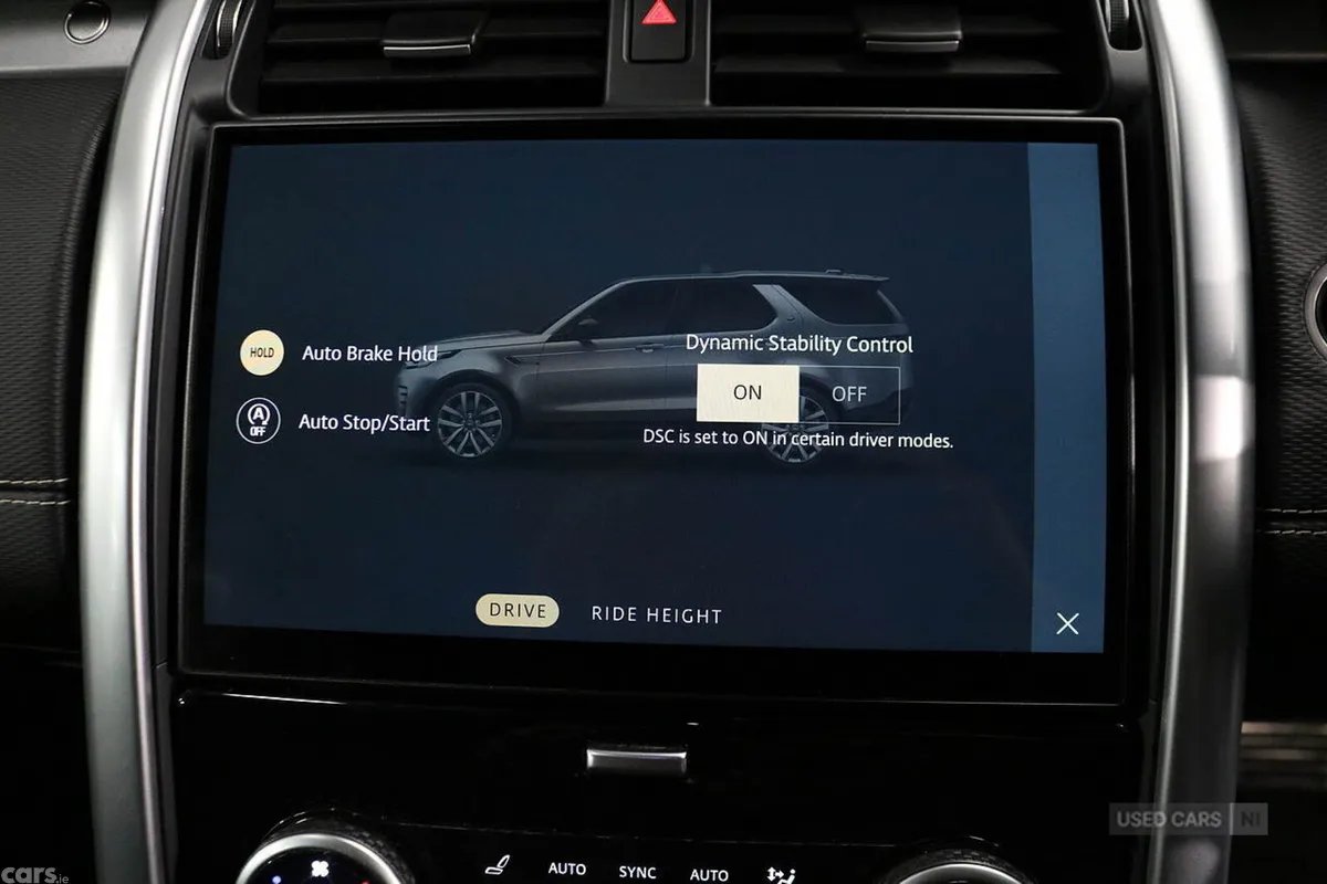 Land Rover Discovery SUV, Diesel, 2023, Grey