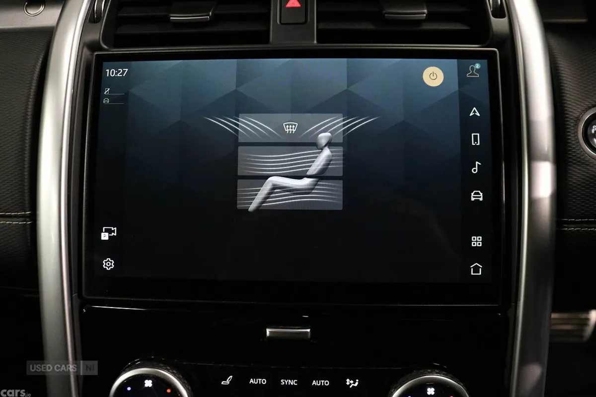 Land Rover Discovery SUV, Diesel, 2023, Grey