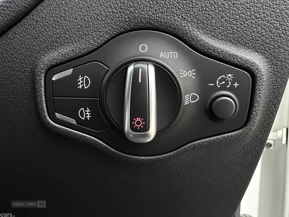 Audi Q5 , Petrol, 2013, 
