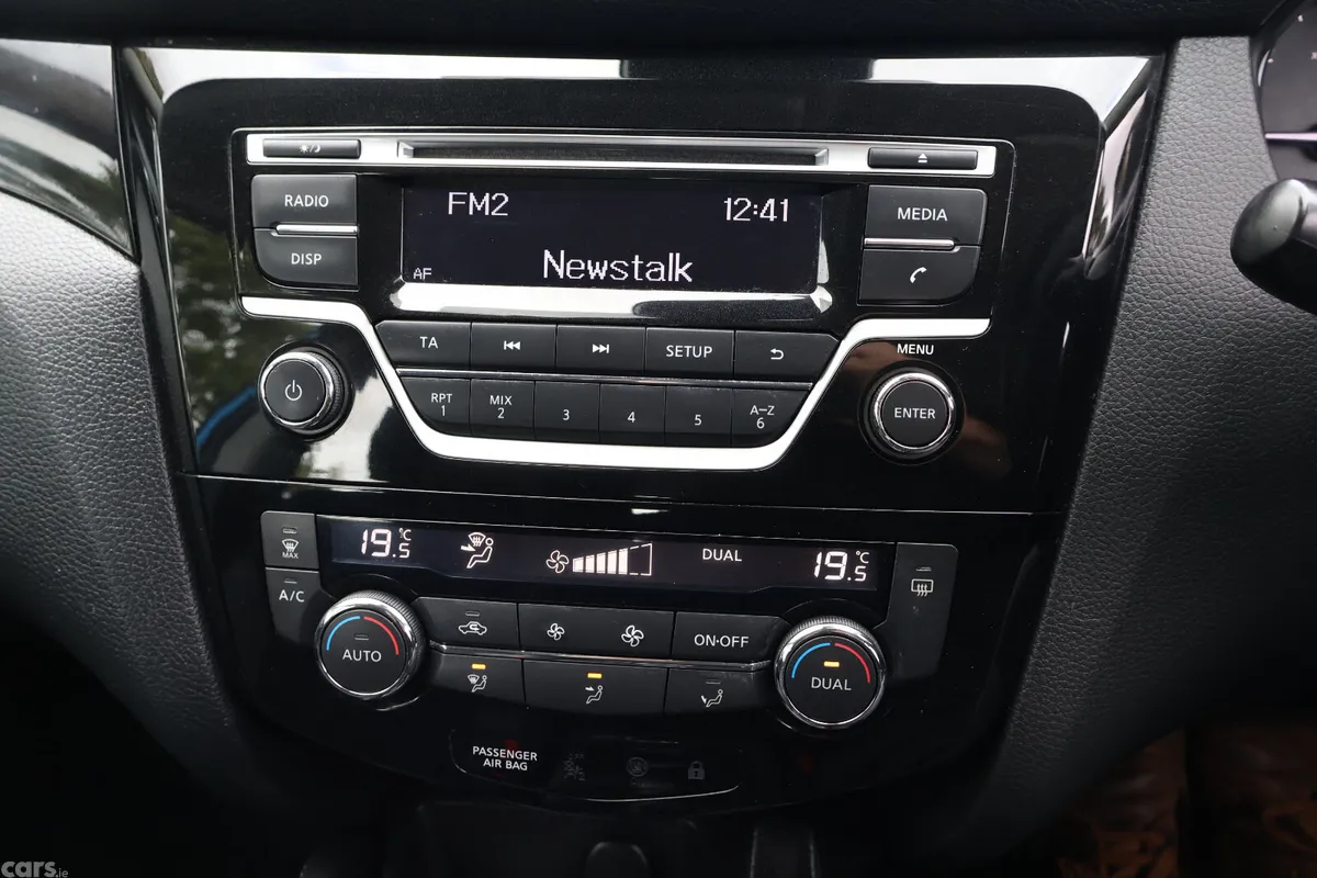 Nissan Qashqai SUV, Diesel, 2017, Blue