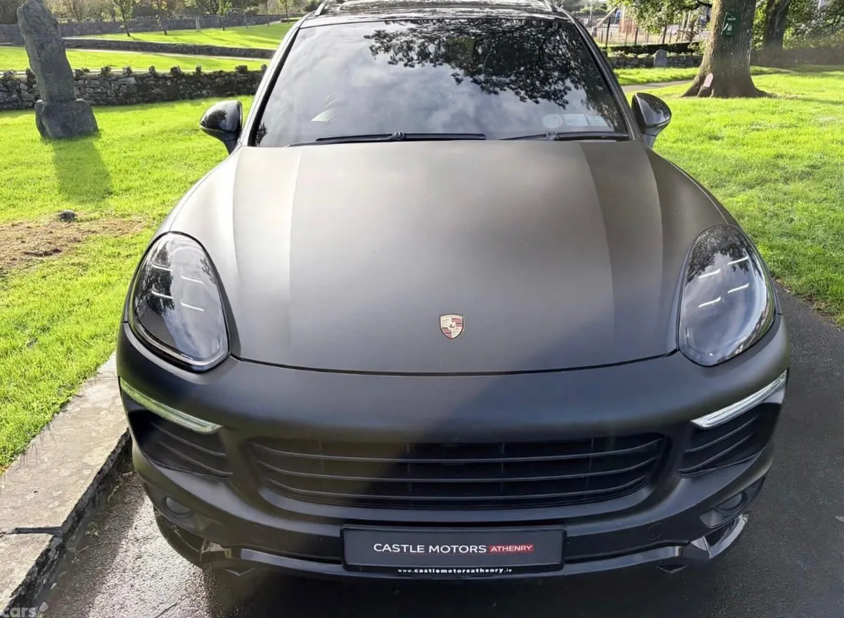 Porsche Cayenne SUV, Diesel, 2015, Grey