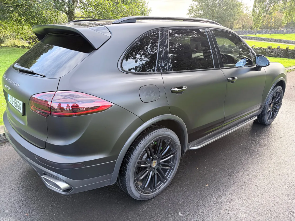 Porsche Cayenne SUV, Diesel, 2015, Grey