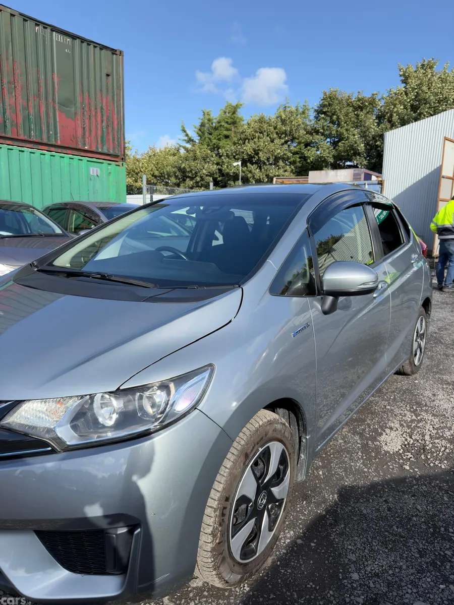 Honda Fit Hatchback, Petrol Hybrid, 2017, Silver