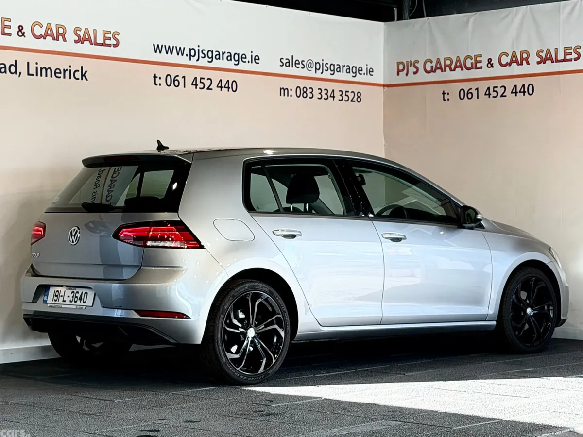 Volkswagen Golf Hatchback, Diesel, 2019, Silver