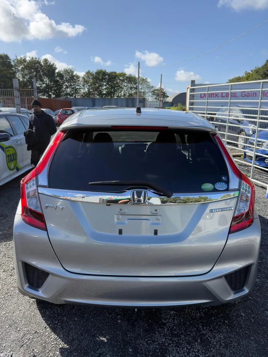 Honda Fit Hatchback, Petrol Hybrid, 2017, Silver